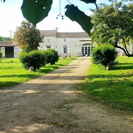 La Revetizon Bed & Breakfast Siecq Exterior foto